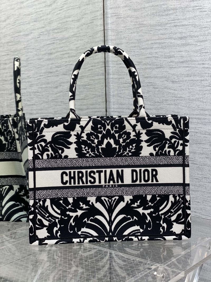 Christian Dior Shopping Bags